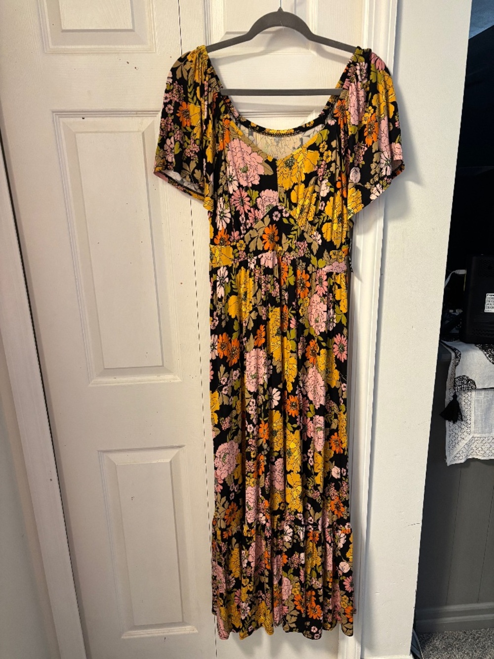 Torrid floral maxi dress 00x 10 large nwt